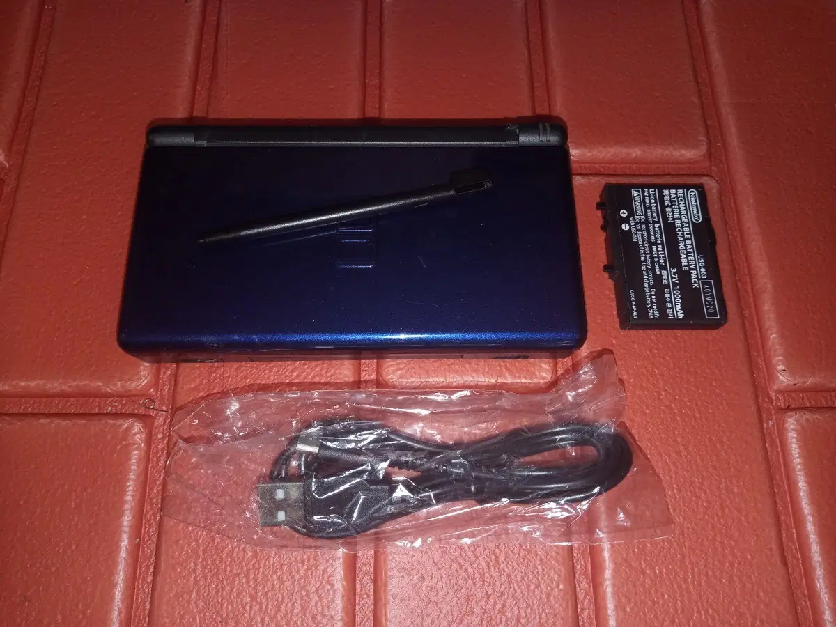 닌텐도 DS Lite 게임기 판매