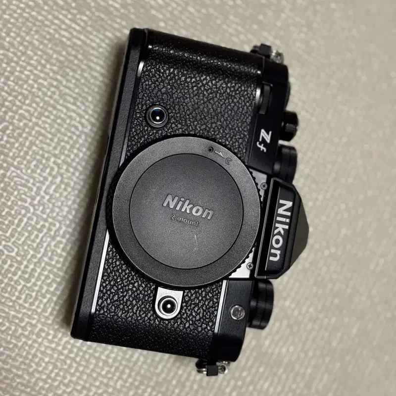 니콘 Zf 카메라