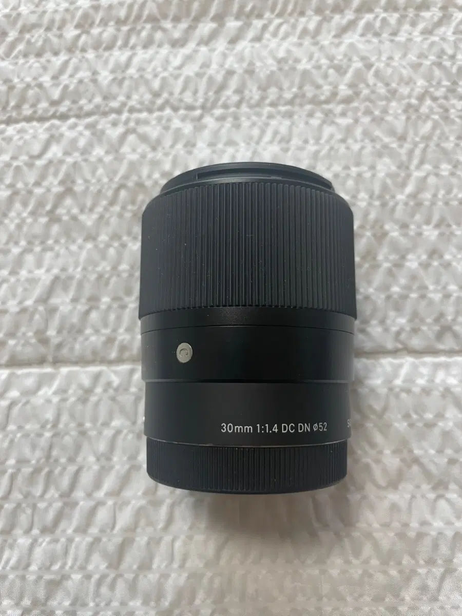 시그마 30mm 1.4 DC DN 소니 마운트