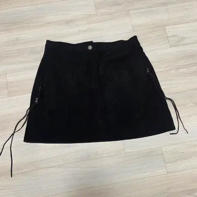 스웨이드 미니 스커트 블랙 겨울치마