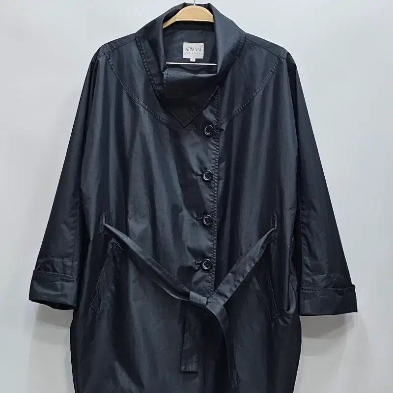 ARMANI 아르마니 꼴레지오니 루즈 오버핏 벨티드 하프 트렌치 코트/ 여 38 블랙