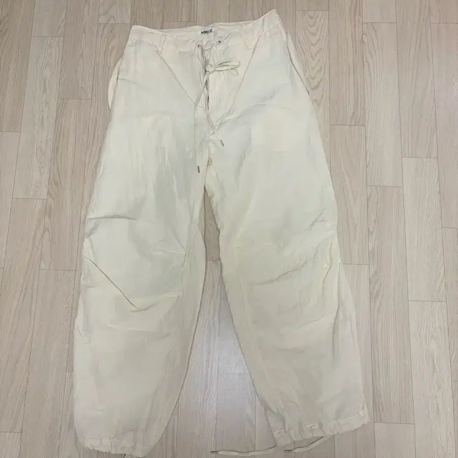 오라리  Finx Linen Weather Field Pants