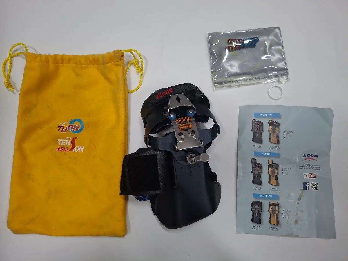 16만원 최고가-새제품-왼손용 레브텐션 스콜피온볼링아대-L라지-파격원가이하