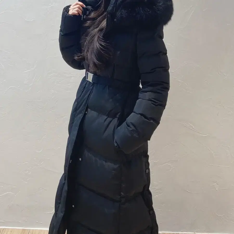 고급 벨트 블랙 퍼 후드 롱패딩