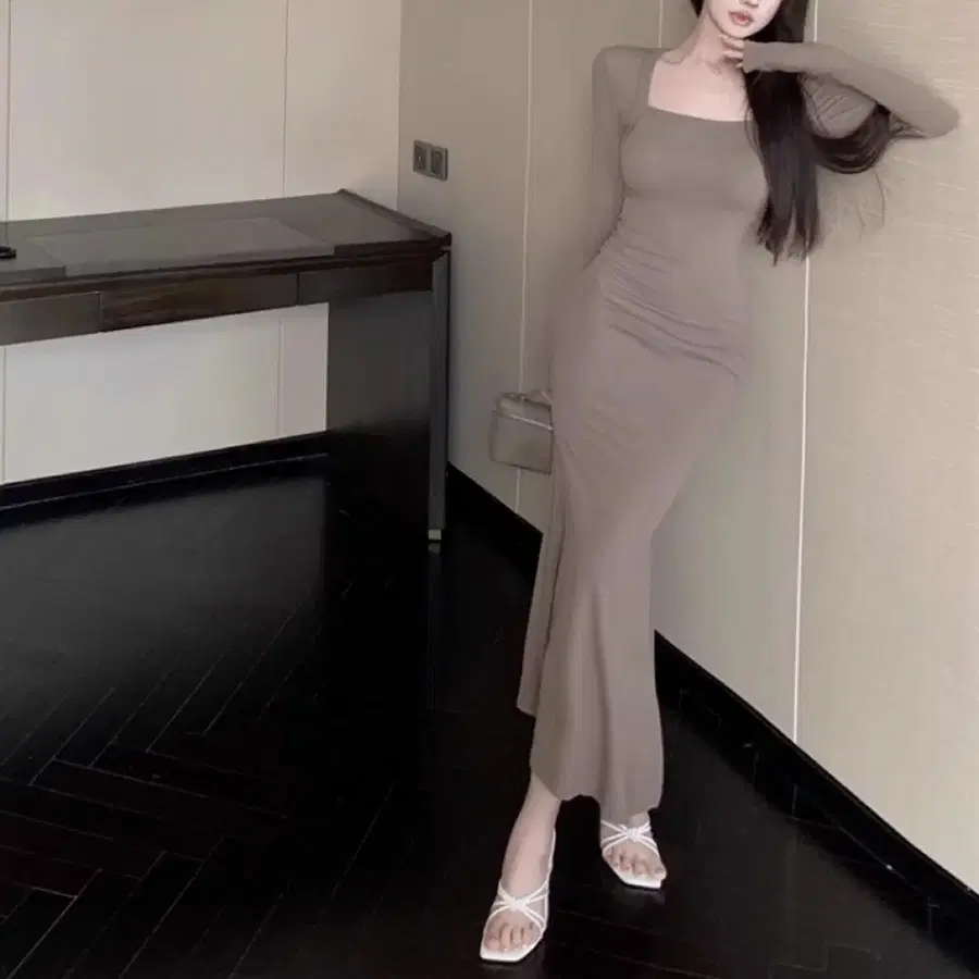 442. 러브썸원 랍빠 스퀘어넥 다이마루 롱원피스 베이지