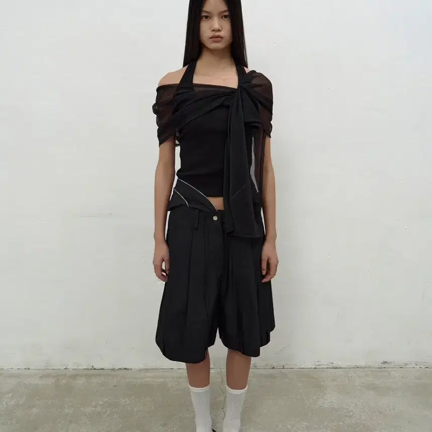 LCDC tm | SCARF-DETAIL HALTER-NECK TOP, BLACK (M)