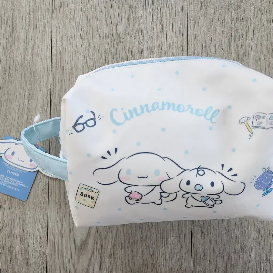 SANRIO 시나모롤 파우치
