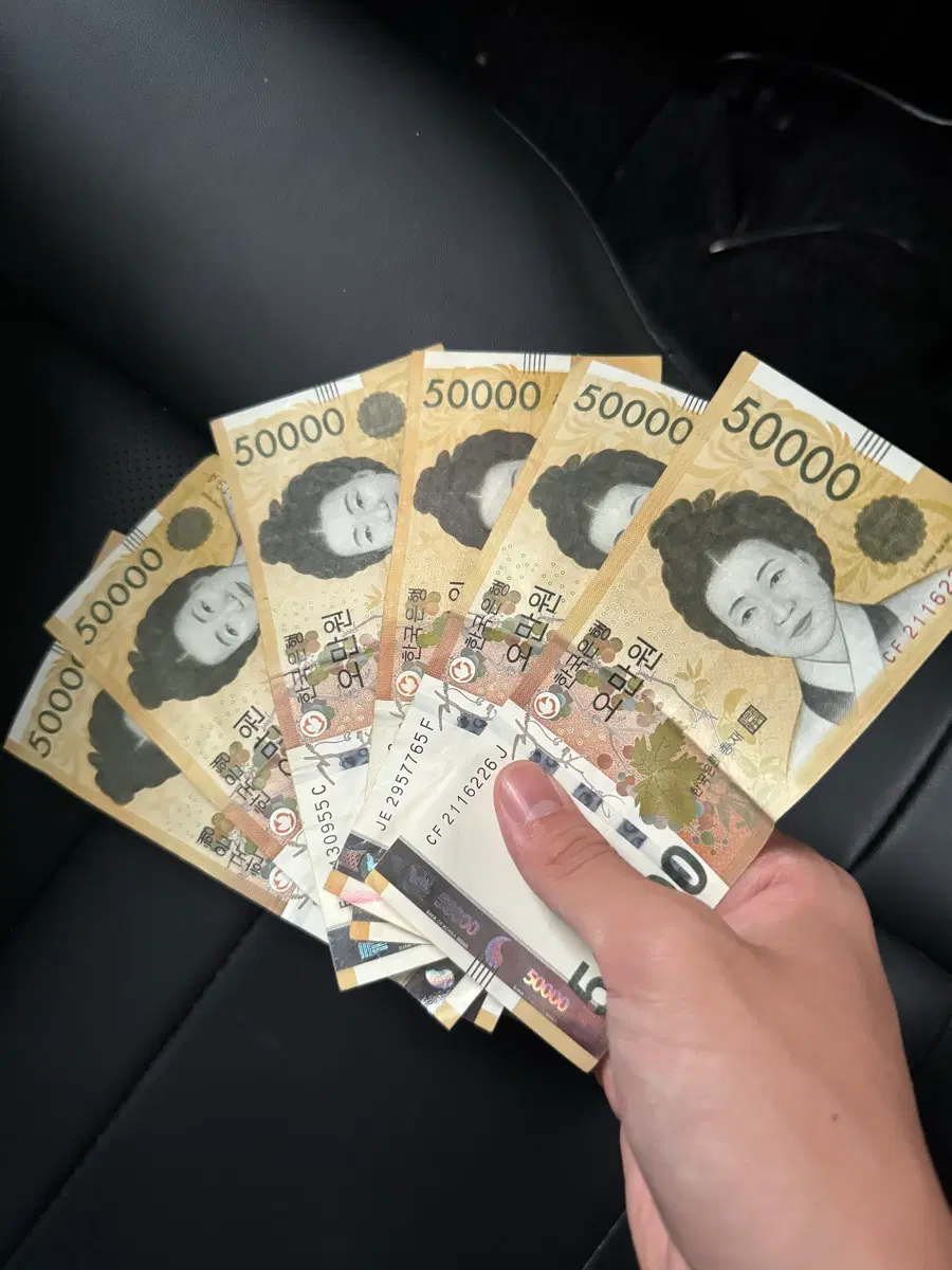 블루록 만화책 구합니다