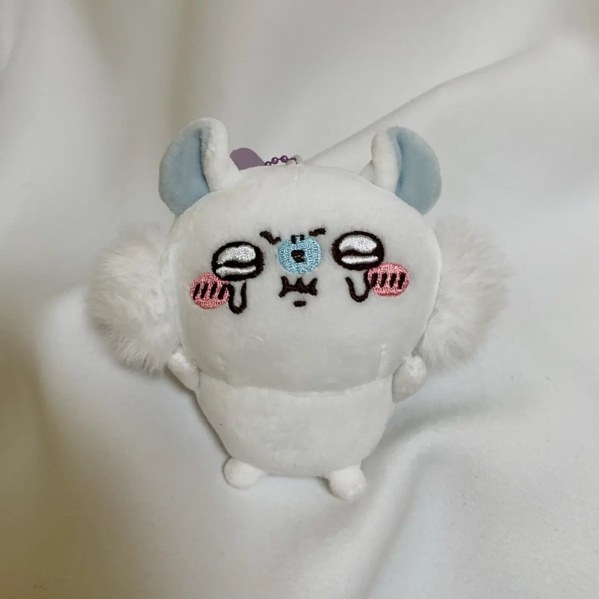 치이키와 눈물 울먹이는 모몽가 키링