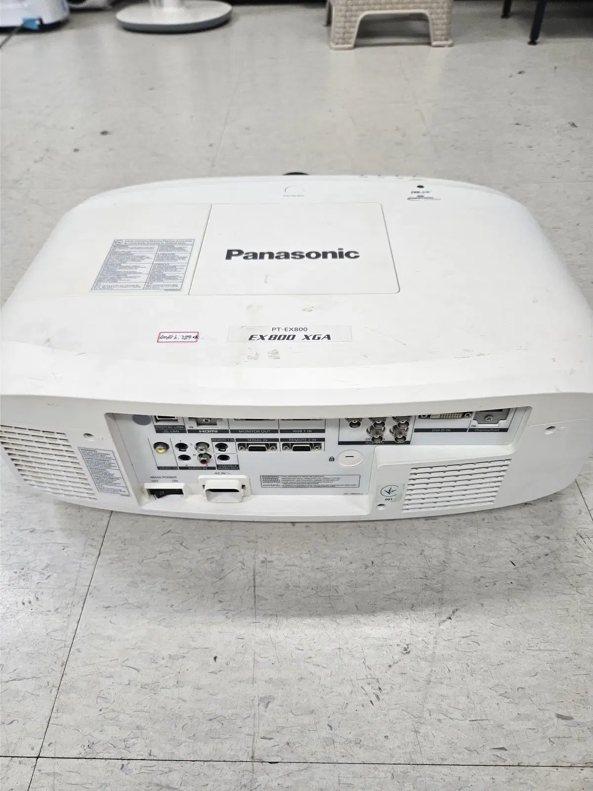 Panasonic PT-EX800 프로젝터 판매합니다.