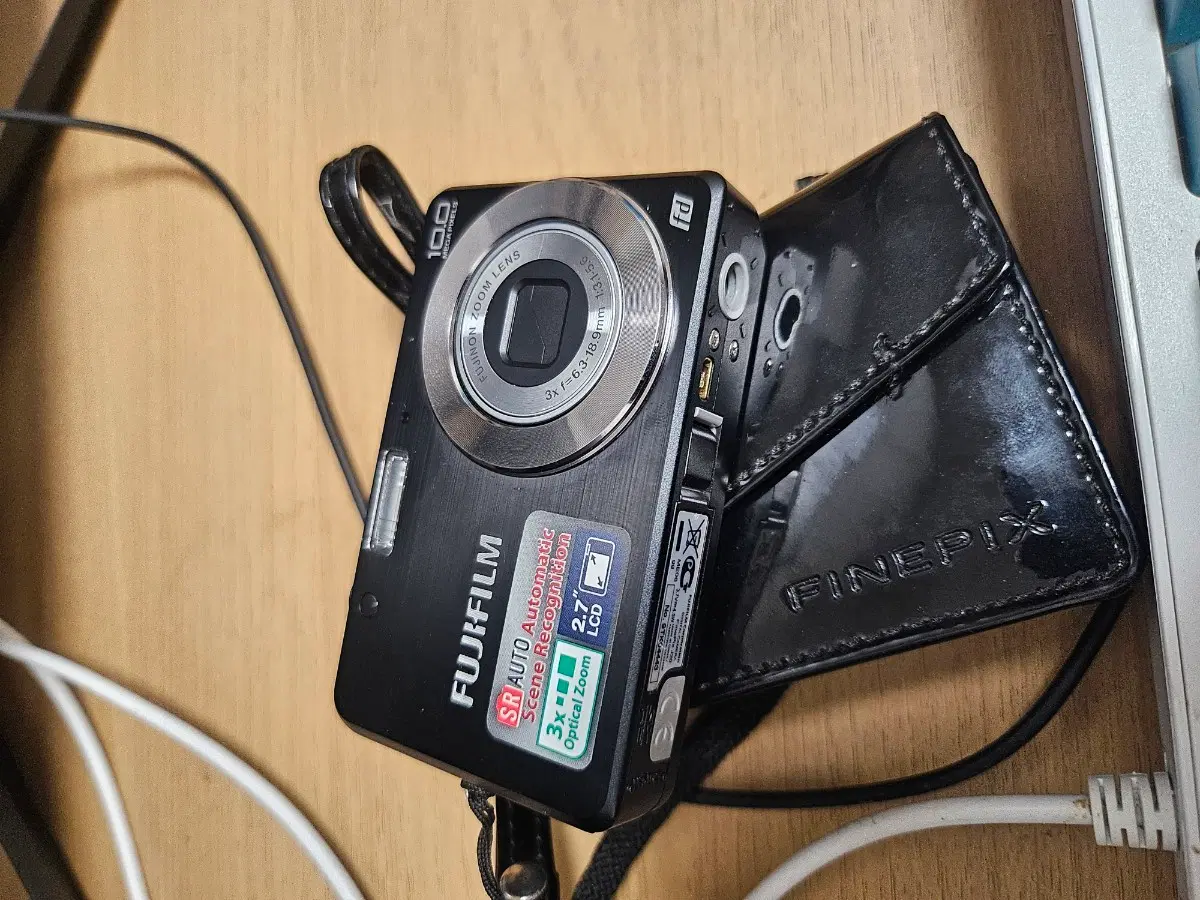 후지필름 파인픽스 J20