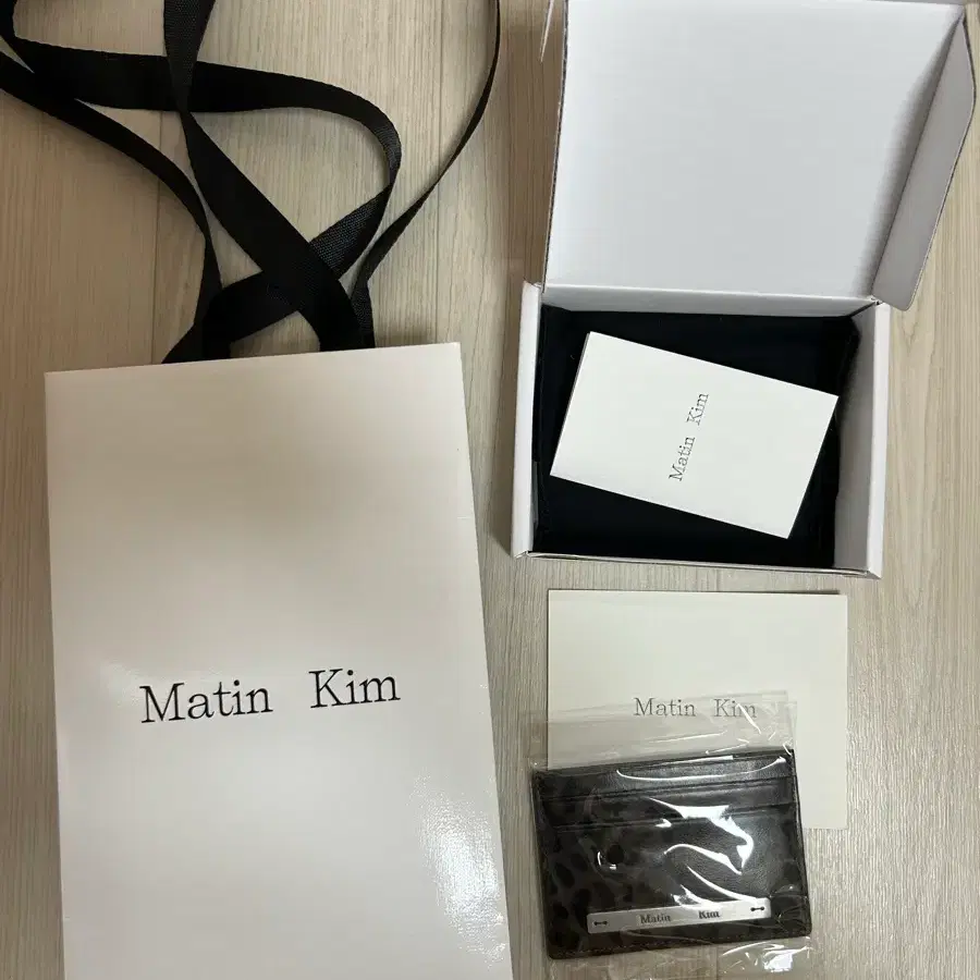 마뗑킴 레오파드 카드지갑 (새상품)