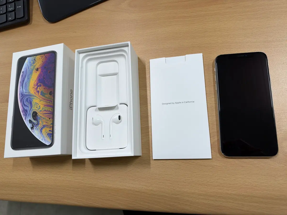 iPhone Xs 실버 64GB