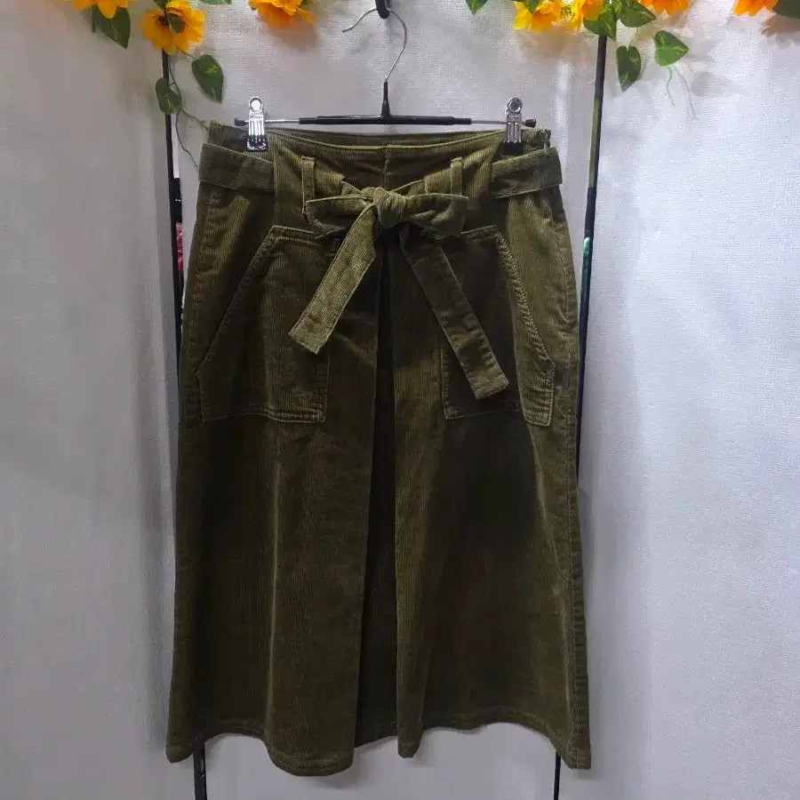 타미힐피거코듀로이치마
