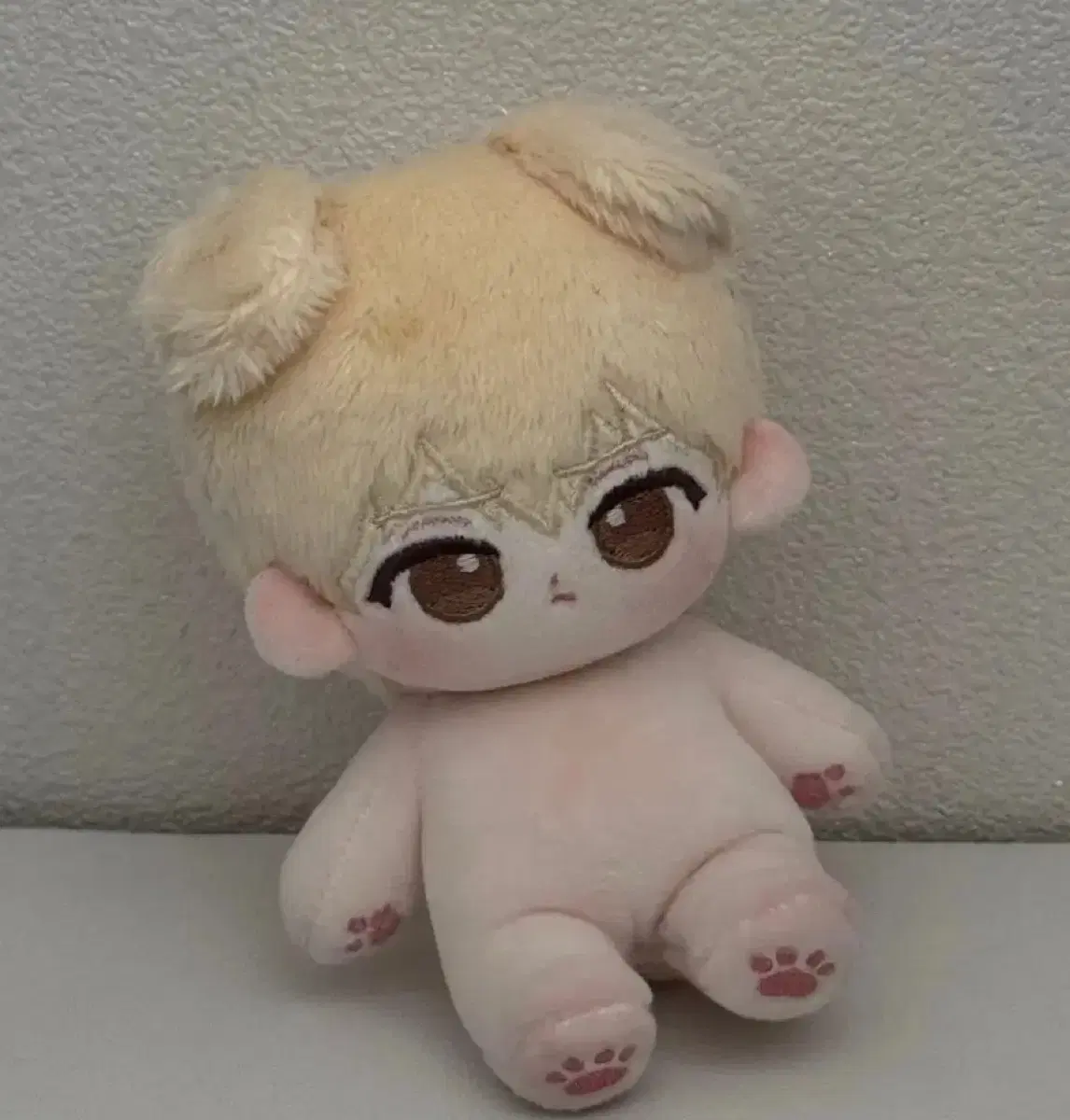 데뷔 못 하면 죽는 병 걸림 박문대 인형 구해요