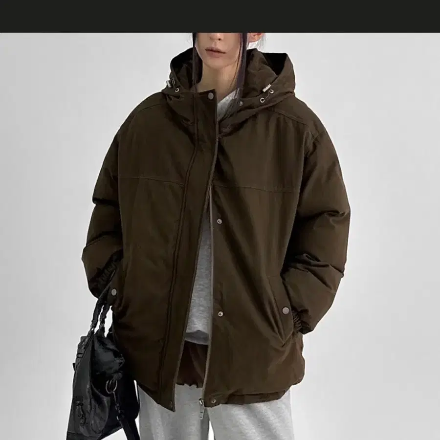 블랙업 코레오 코튼 하프 패딩 점퍼