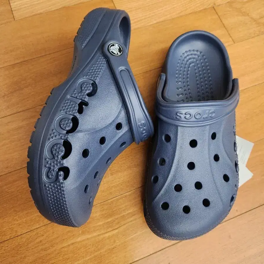 크록스 클래식 네이비