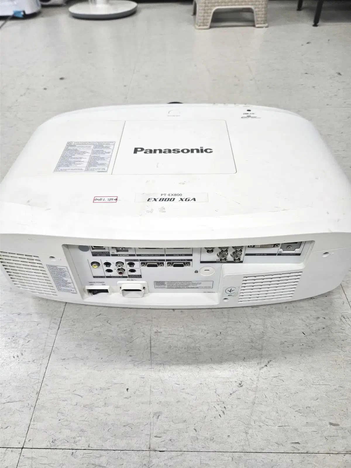 Panasonic PT-EX800 프로젝터 판매합니다.