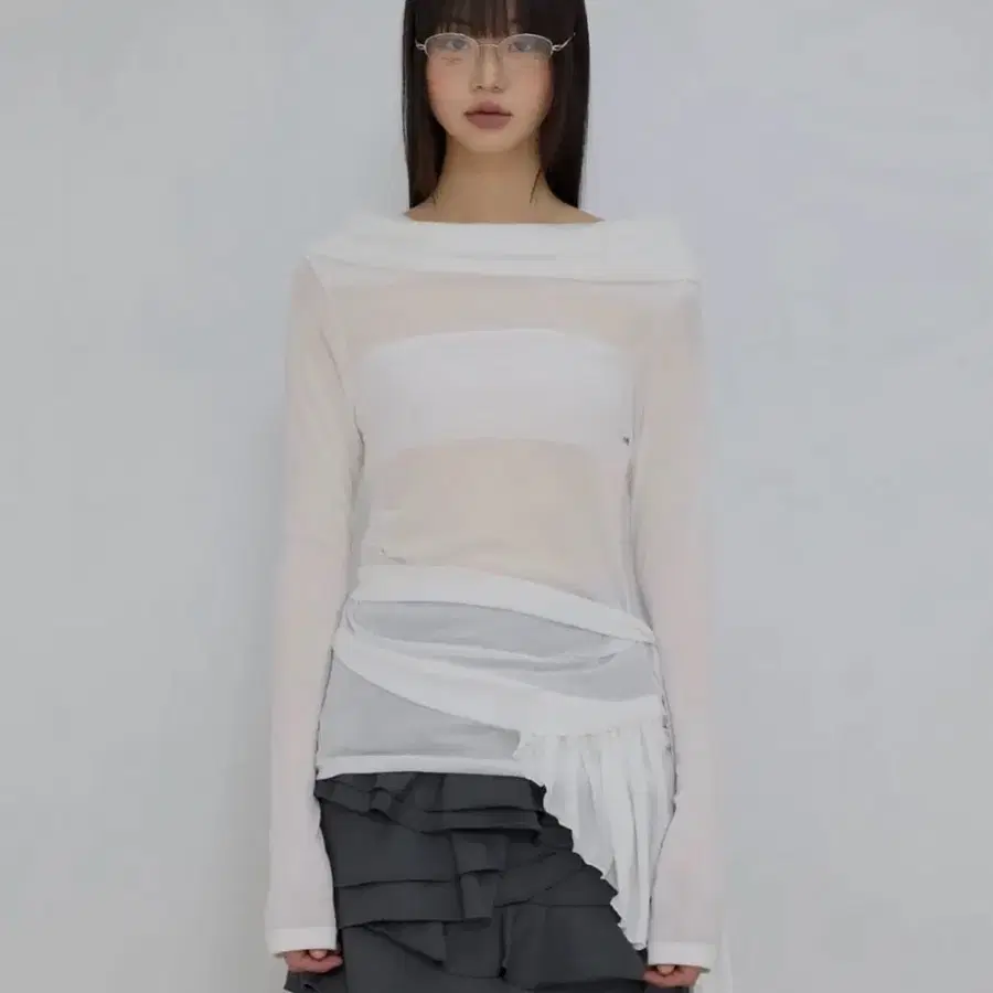 플레어업 Faye Frill Long Sleeve 화이트
