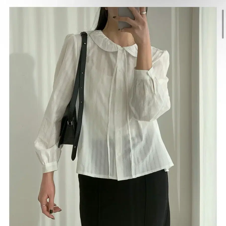온희 러블리 프릴넥 블라우스 하객룩 아뜨랑스 리리앤코