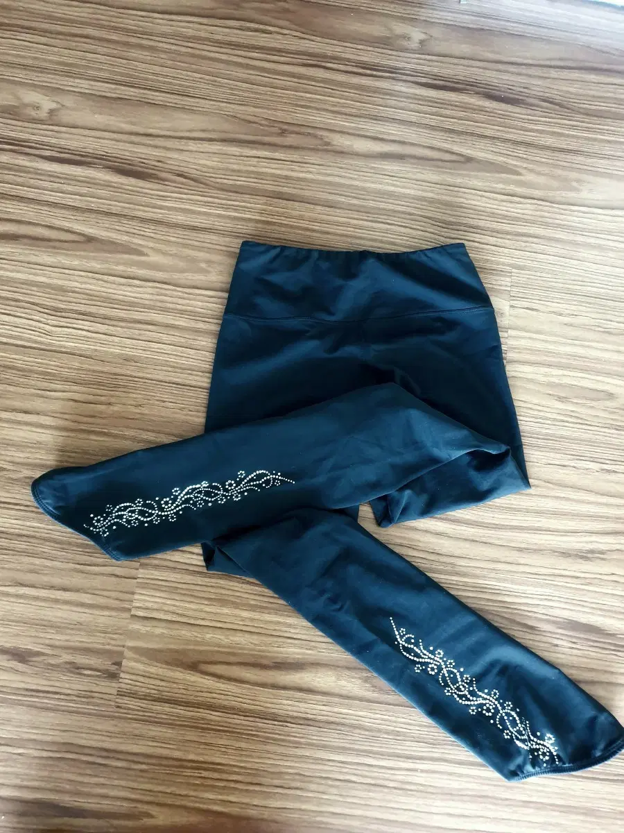 큐빅 약기모 피겨스케이트 바지