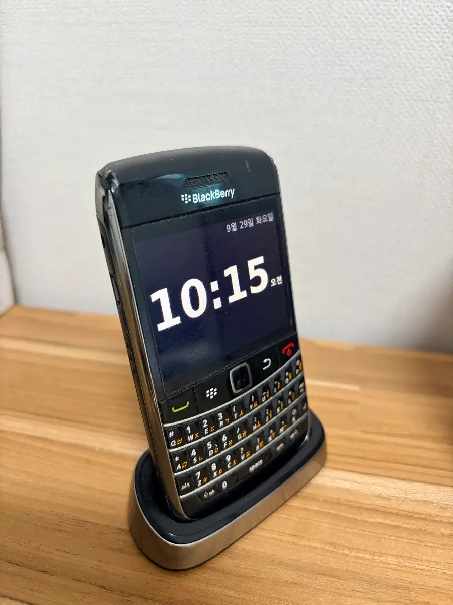 블랙베리 9700