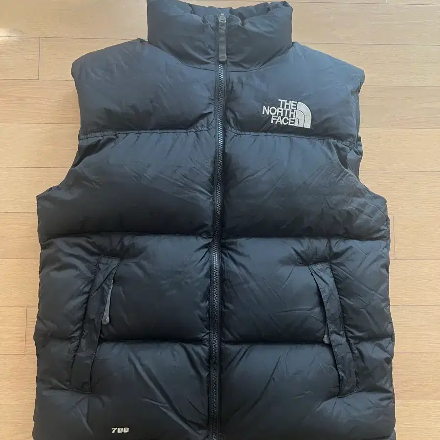 노스페이스 눕시700 패딩조끼