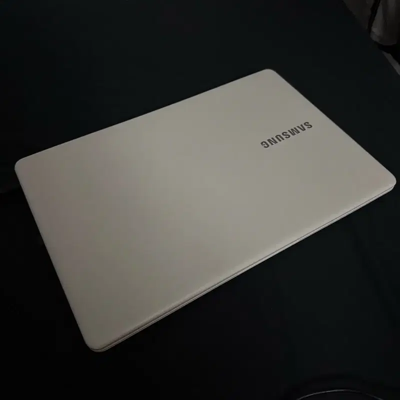 삼성 노트북 NT300E5M
