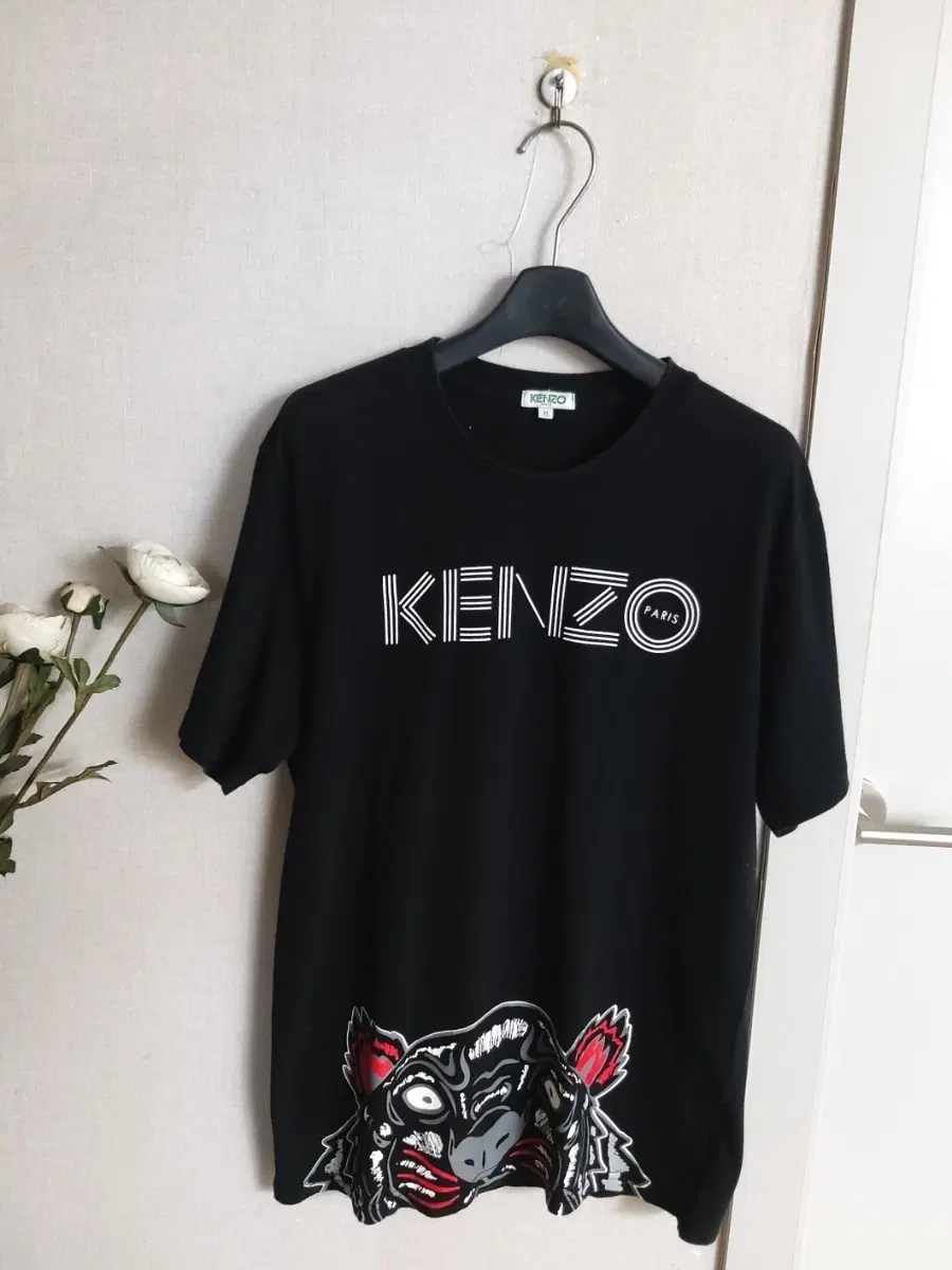 KENZO 겐조 (정품) 타이거 자수 반팔티 블랙 XL