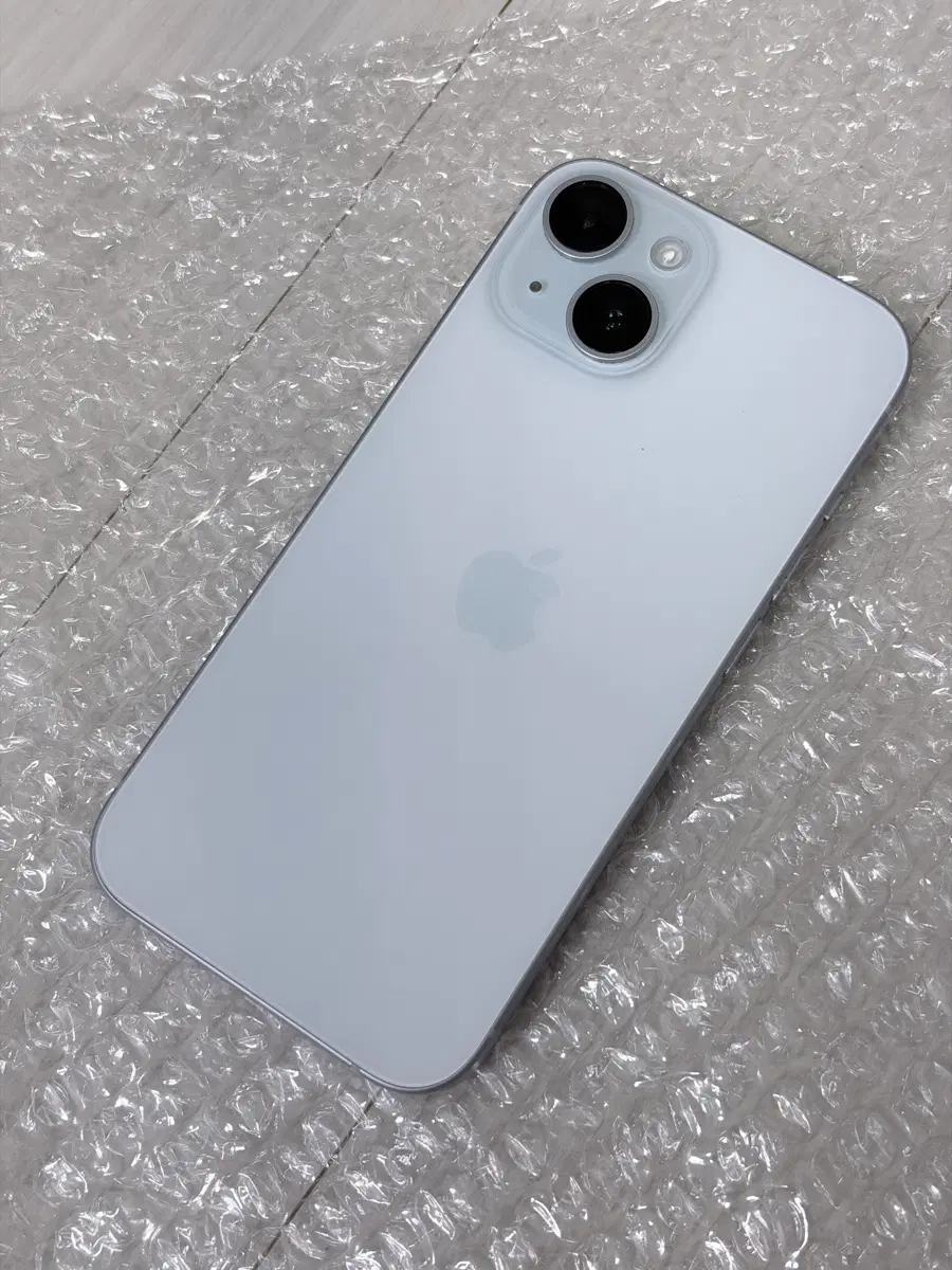 아이폰 15 256gb 외관상태좋음 S급