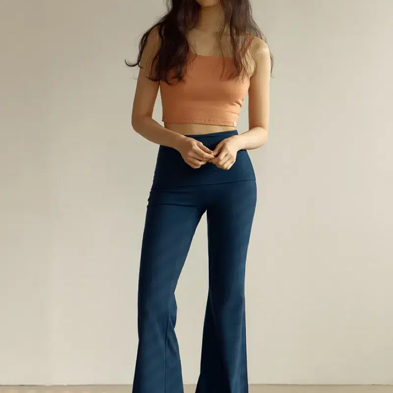 디야니 하이웨스트 부츠컷 팬츠 S 판매합니다!