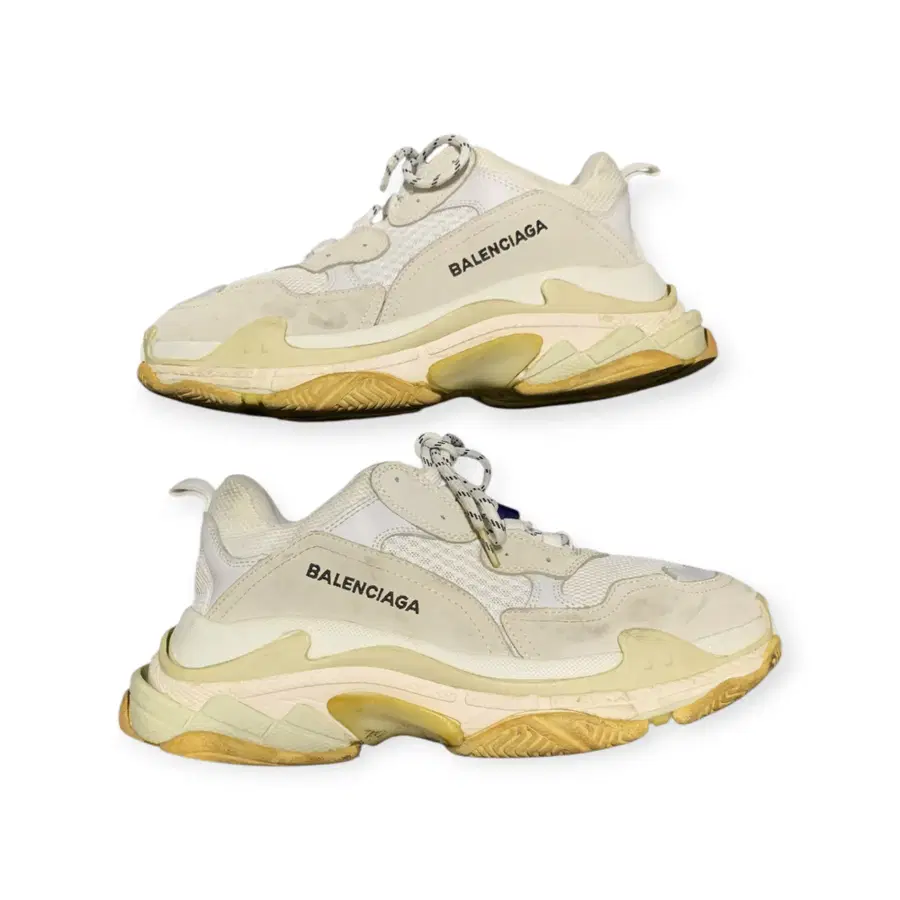 43,280)발렌시아가 빈티지 BALENCIAGA 트리플 S 스니커즈 화이트/크림