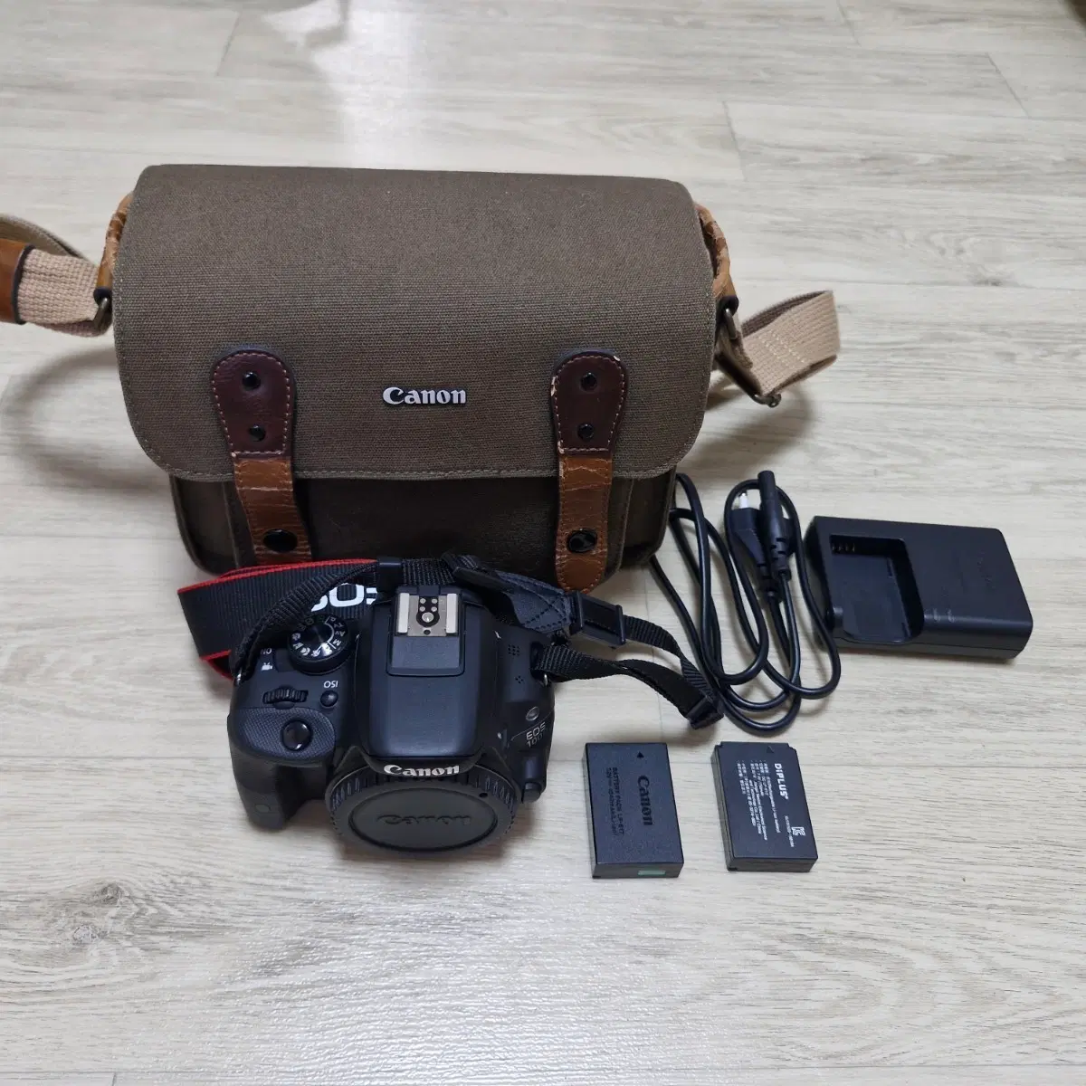 캐논 EOS 100D 카메라 가방 포함