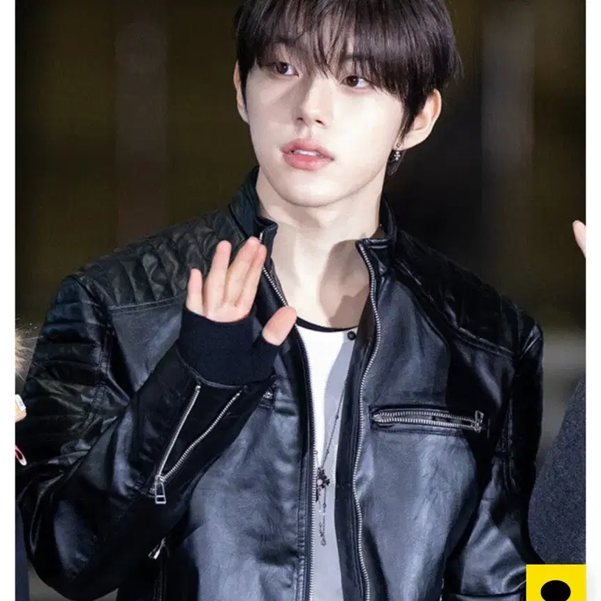로랑 가죽자켓