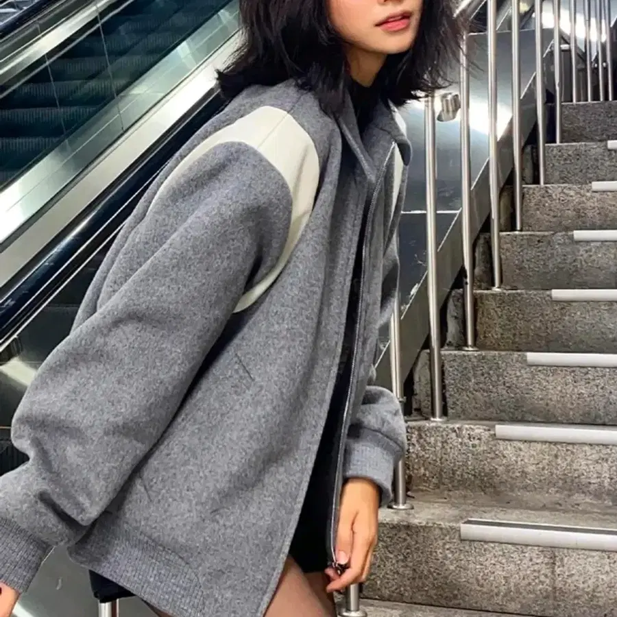배색 울 바시티