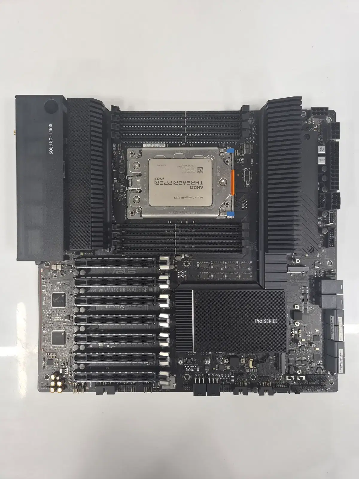 AMD 라이젠 스레드리퍼 3975WX + ASUS Pro WS WRX80E-SAGE SE WIFI 저렴하게 판매합니다
