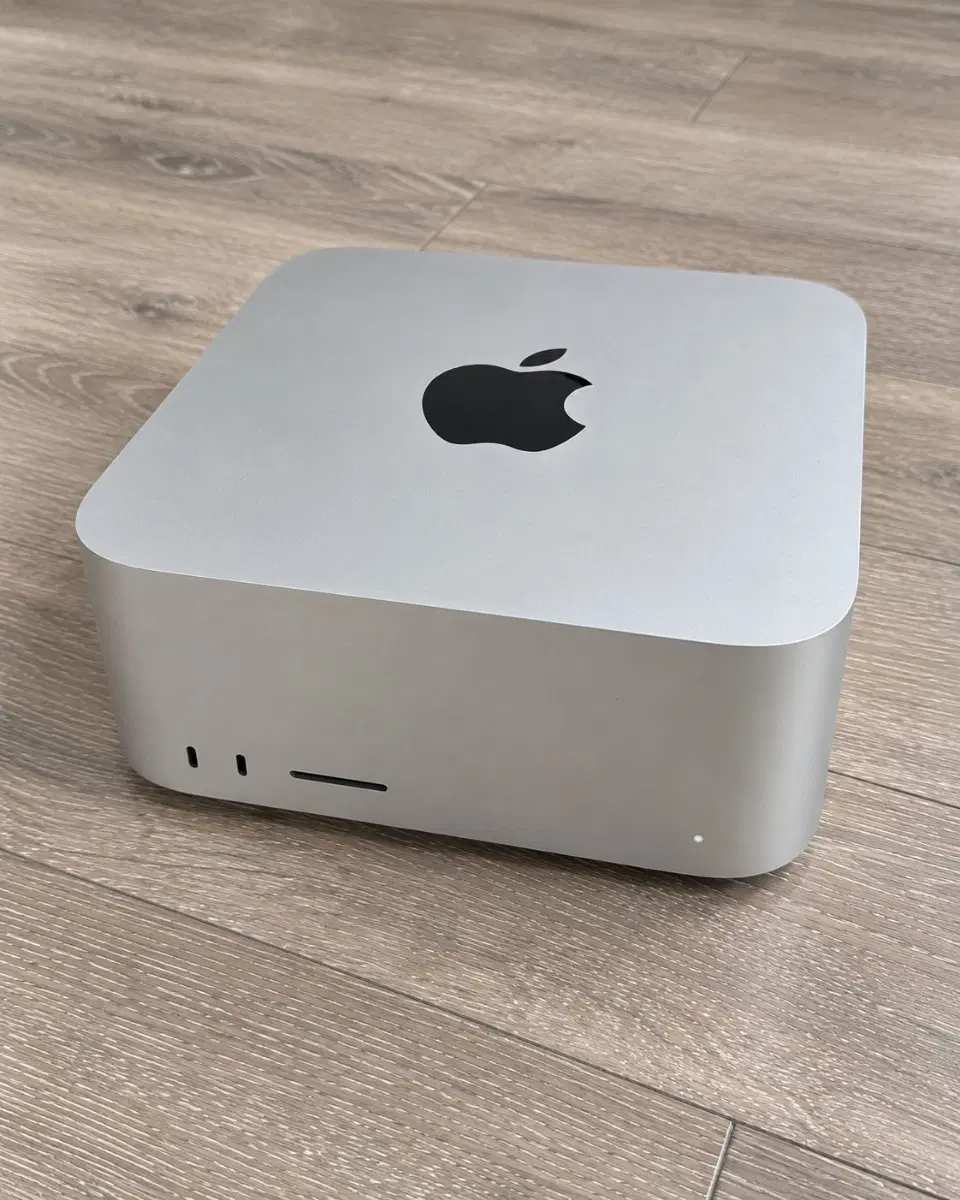 맥 스튜디오 M3 Ultra 96GB / 1TB