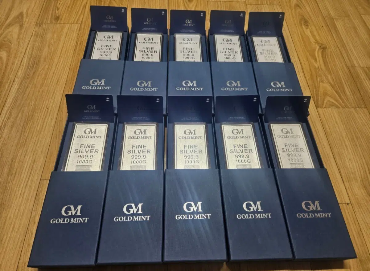 골드민트 실버바 1kg 10개 팝니다