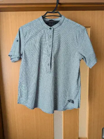THE NORTH FACE 반팔 셔츠 NRW22203 S