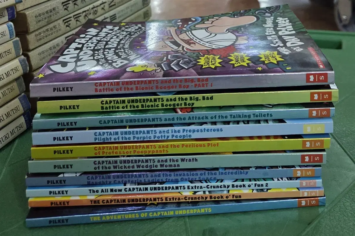 CAPTAIN UNDERPANTS / SCHOLASTIC 10권 세트 그래픽노블 중고책