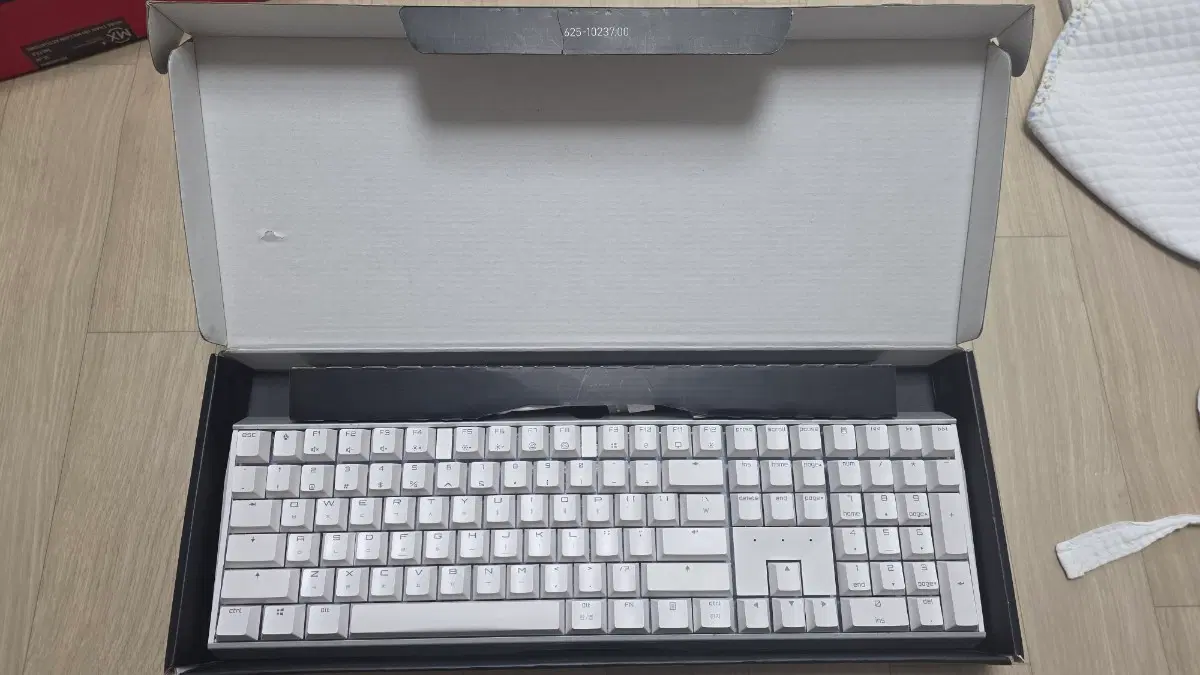 체리 MX BOARD 3.0 RGB 갈축