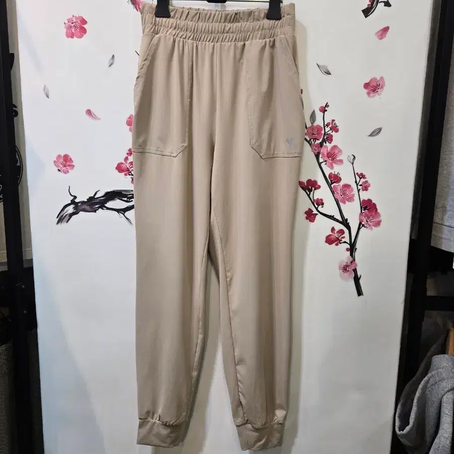 젝시믹스 베이지색 조거 팬츠 S