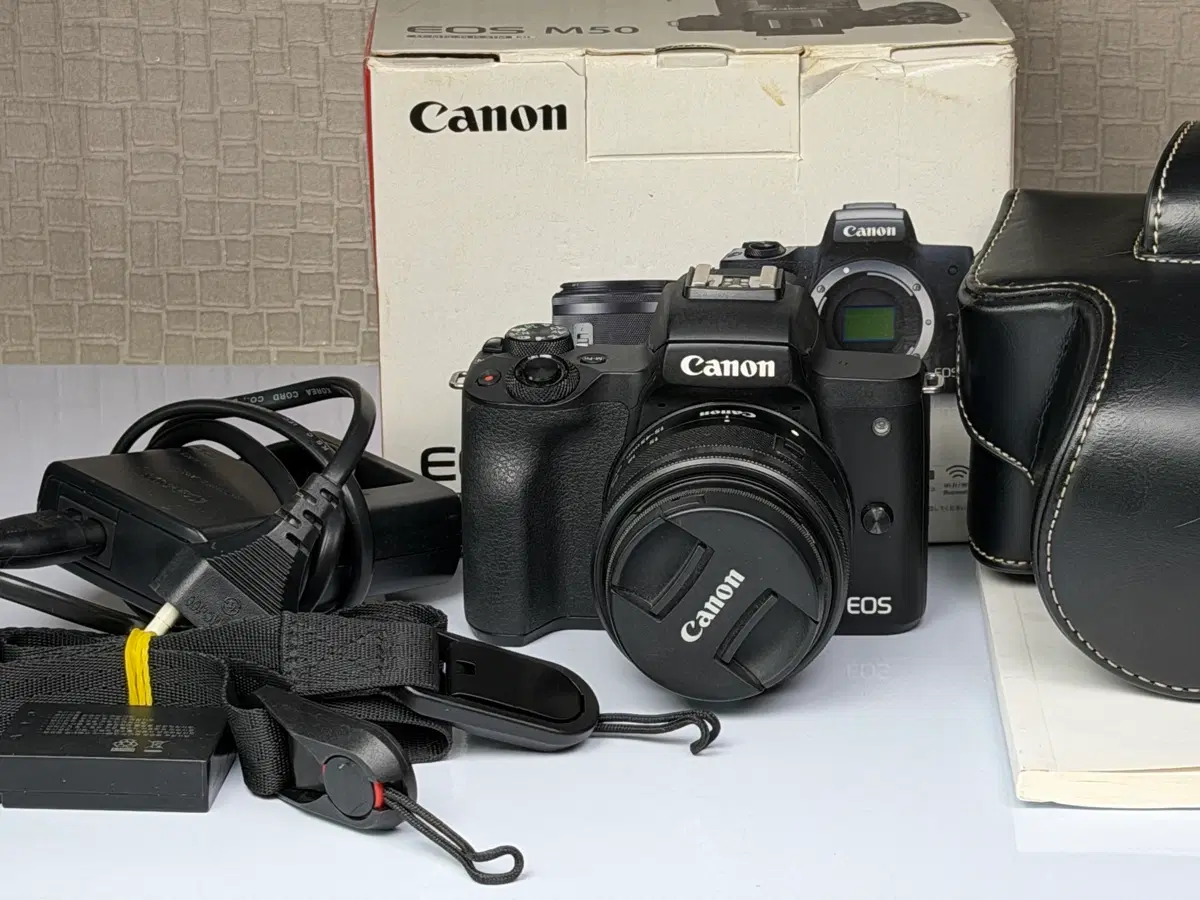 캐논 EOS M50 블랙 미러리스 카메라
