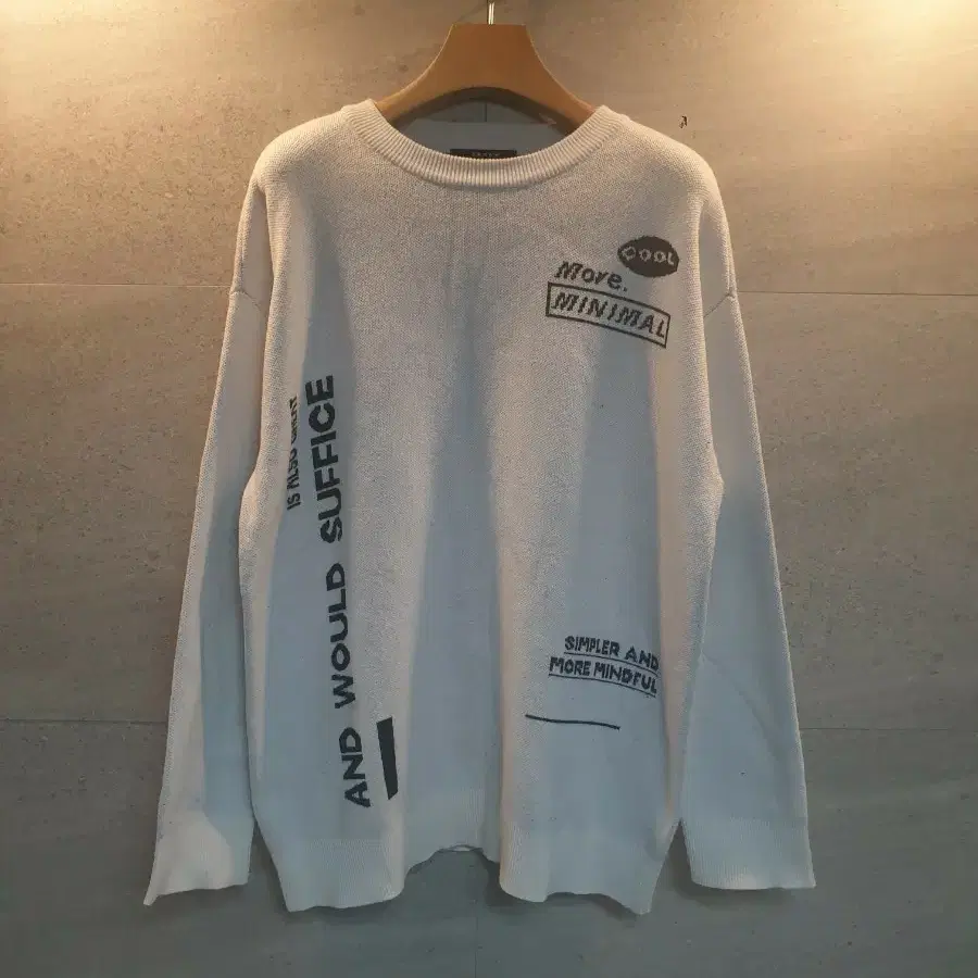 ANDEW. 맨투맨 화이트.