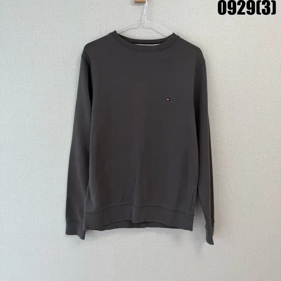 타미힐피거 맨투맨 S