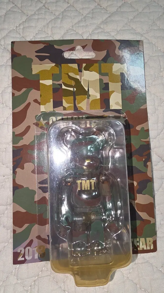 베어브릭 TMT 100% 미개봉