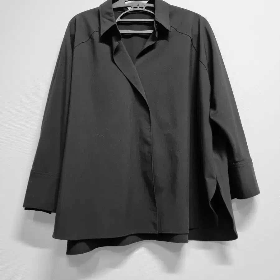 더엣지 블랙 오버사이즈 셔츠