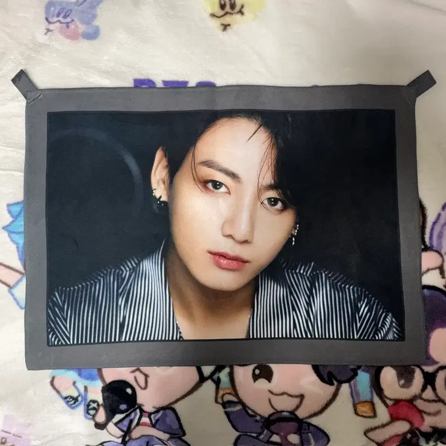 방탄소년단 정국 BE 패브릭 포스터