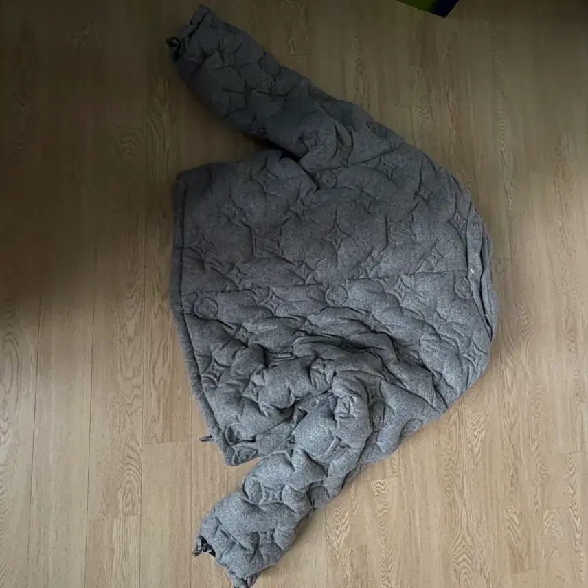 루이비통 모노그램 보이푸퍼 패딩 사진 8