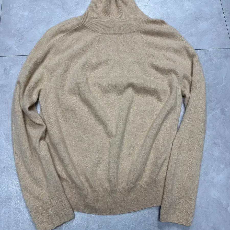 105 르 캐시미어 le cashmere 니트